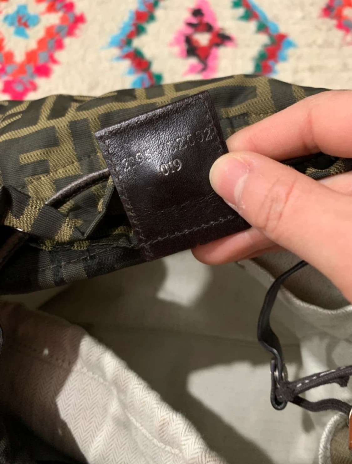 펜디 주카백 빅로고 백팩 상품이미지6