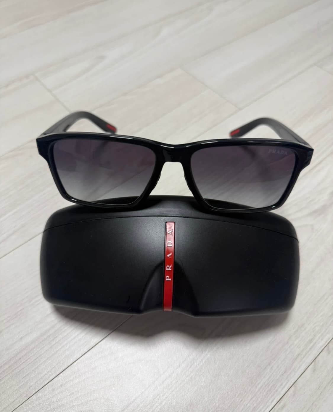 프라다 리네아로사 스포츠 선글라스 상품이미지1