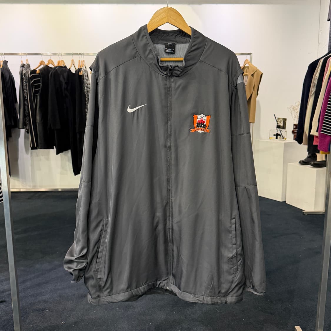[2XL] 나이키 DC유나이티드 바람막이 상품이미지1