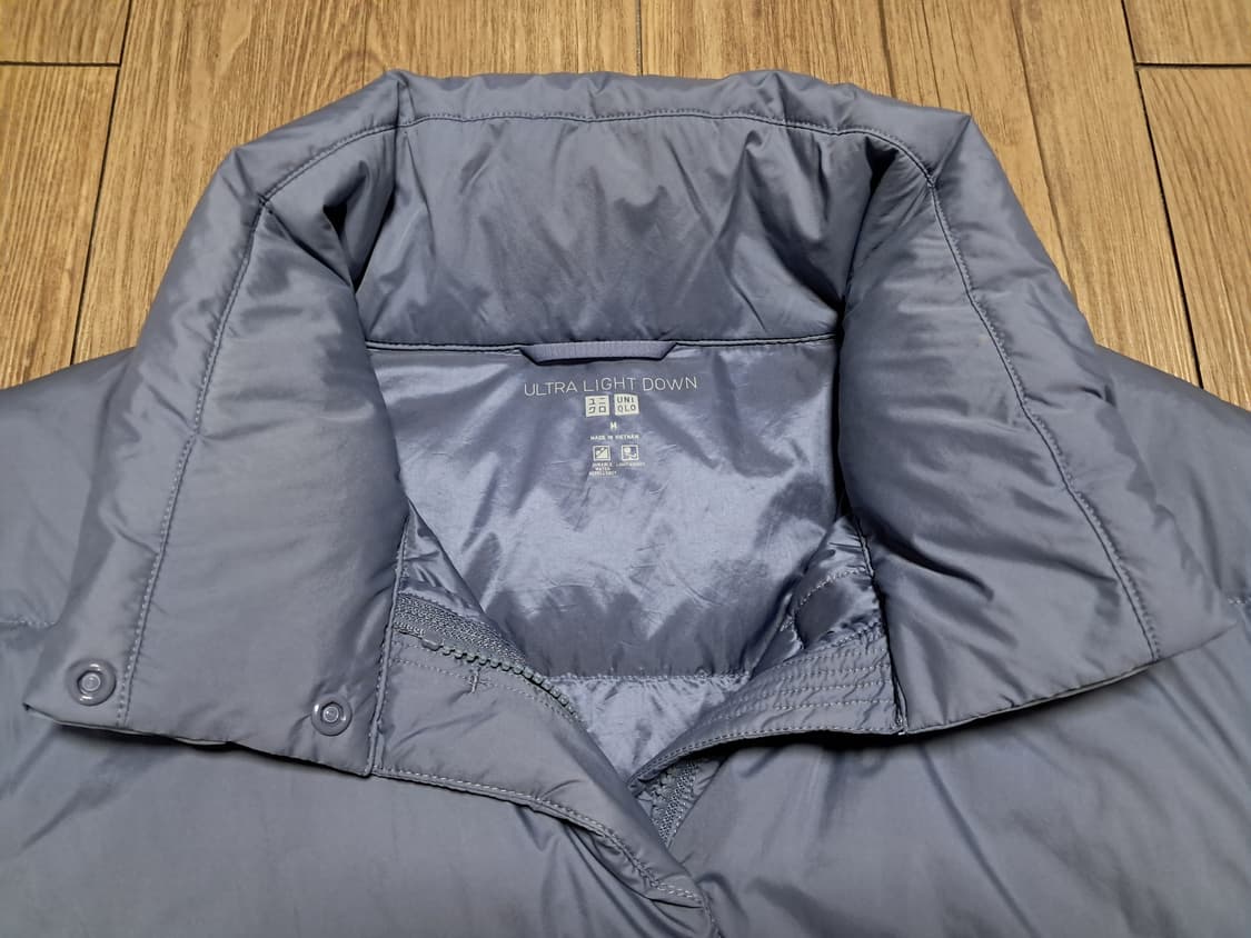 유니클로 여성 경량 패딩 M 상품이미지5