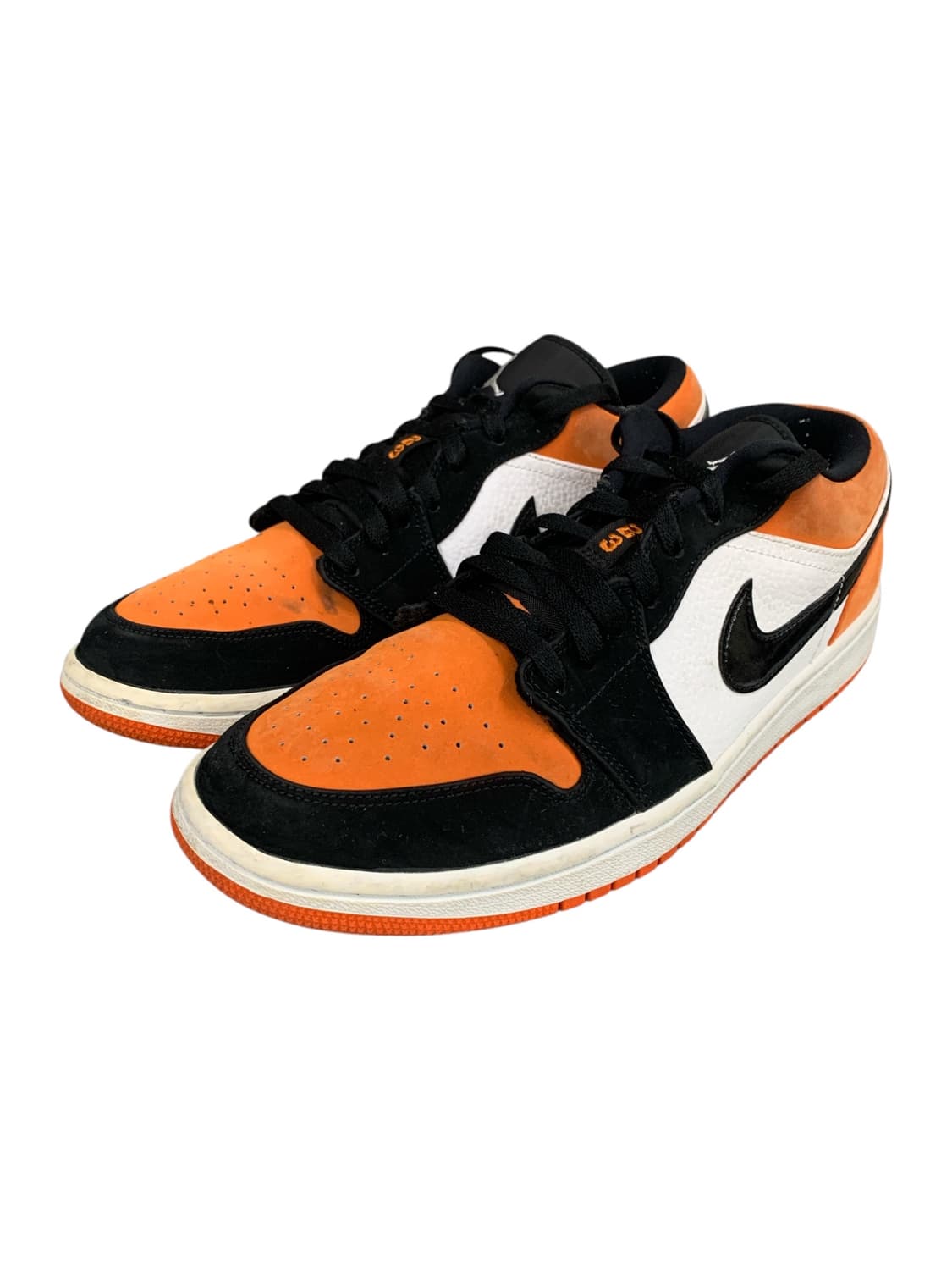 나이키 에어 조던 1 로우 쉐터드 백보드 285 상품이미지2