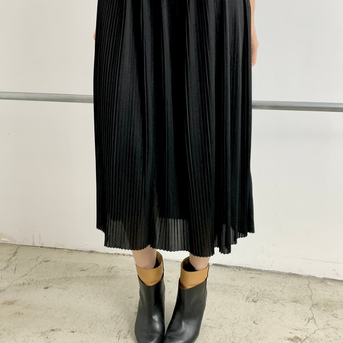꼼데가르송 폴리 플리츠 롱 스커트 상품이미지4