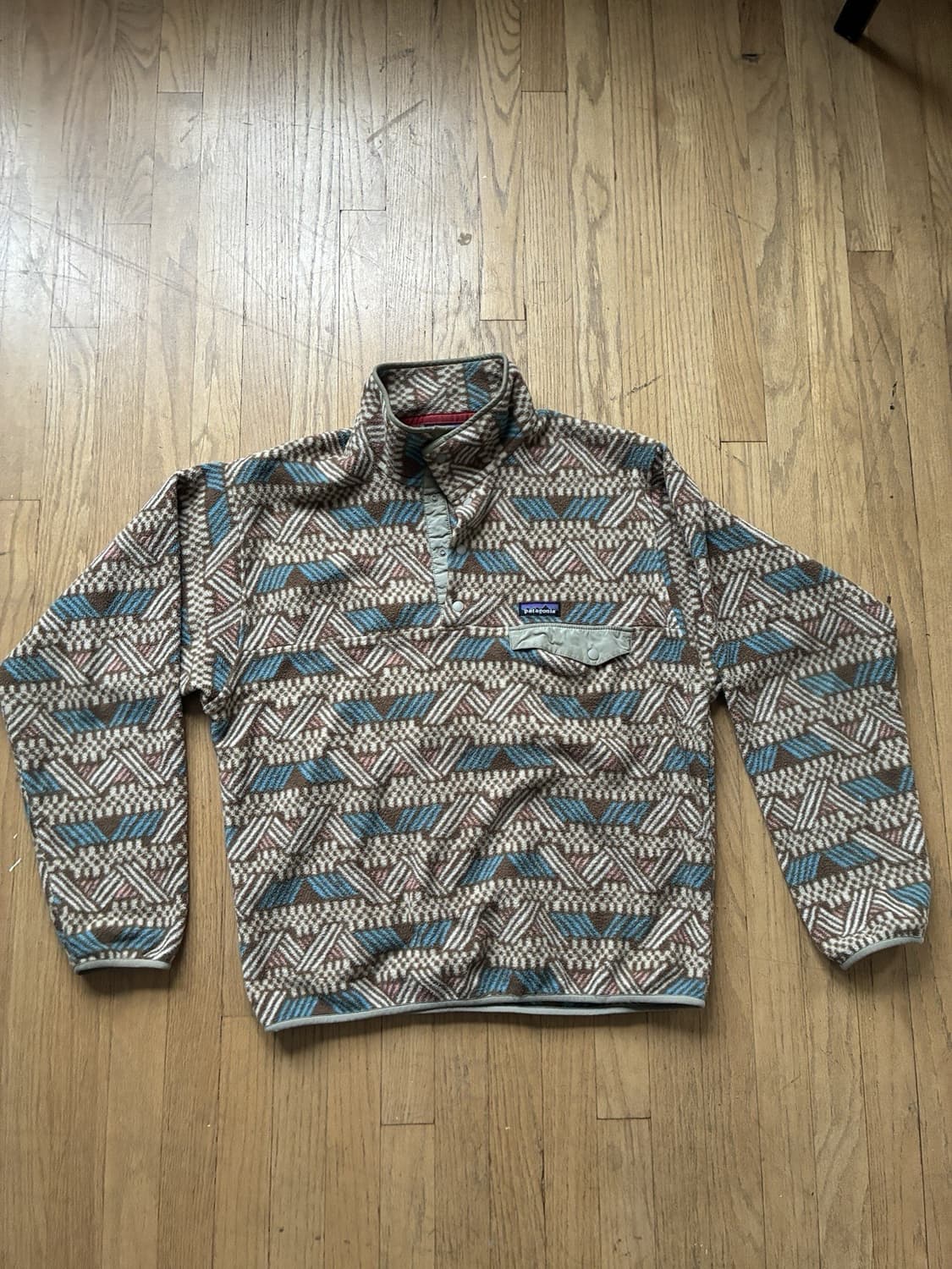 18FW 파타고니아 신칠라 스냅-T 브라운/블루 아즈텍 패턴 상품이미지1