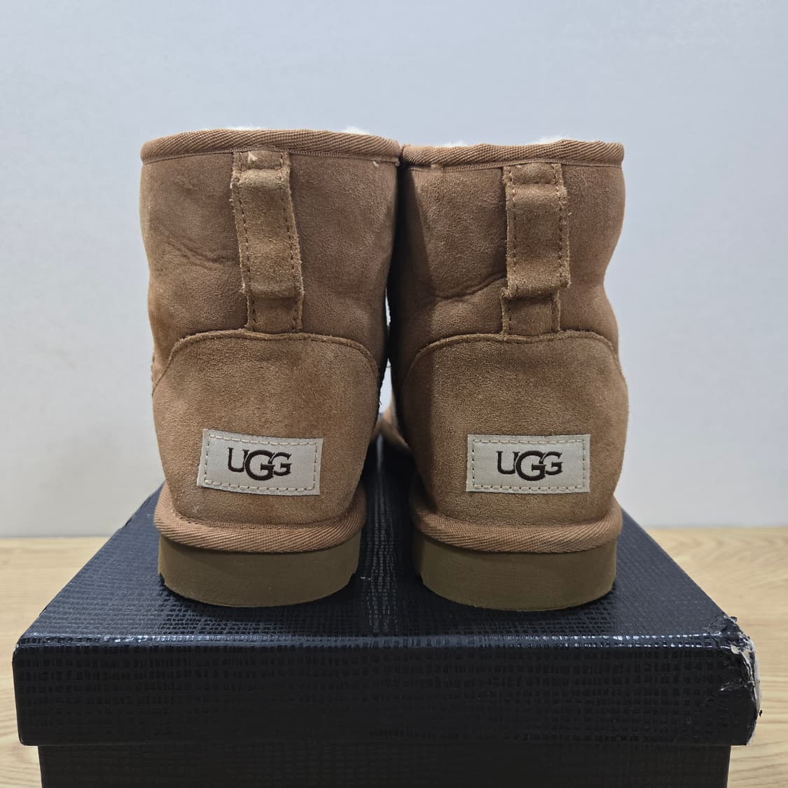 260 UGG 어그 남성용 클래식 미니 체스트넛 상품이미지4