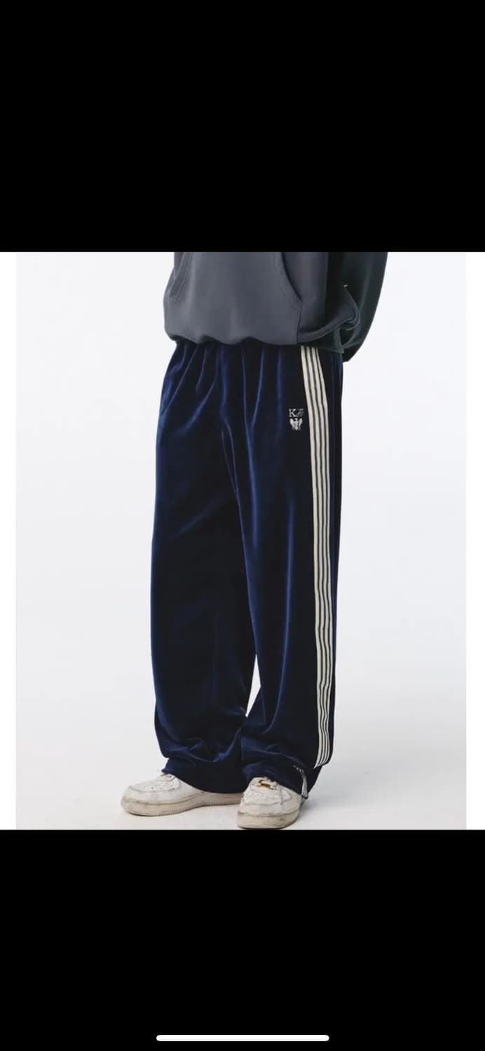 새상품 Kijin 벨루어 트랙 팬츠 3사이즈 팝니다 상품이미지2