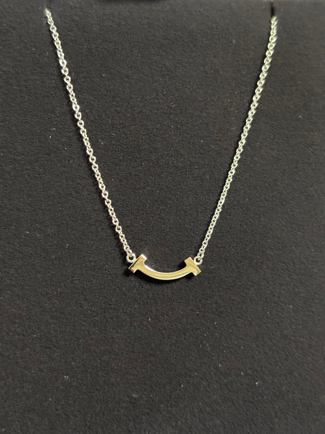 티파니 T 스마일 다이아 목걸이 화이트골드 상품이미지4