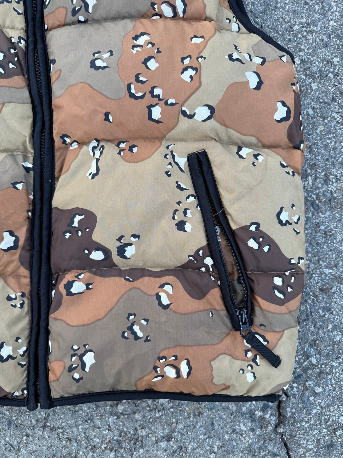 PARALYSED 초코칩 데저트 카모 플라쥬 조끼 패딩 베스트 상품이미지4