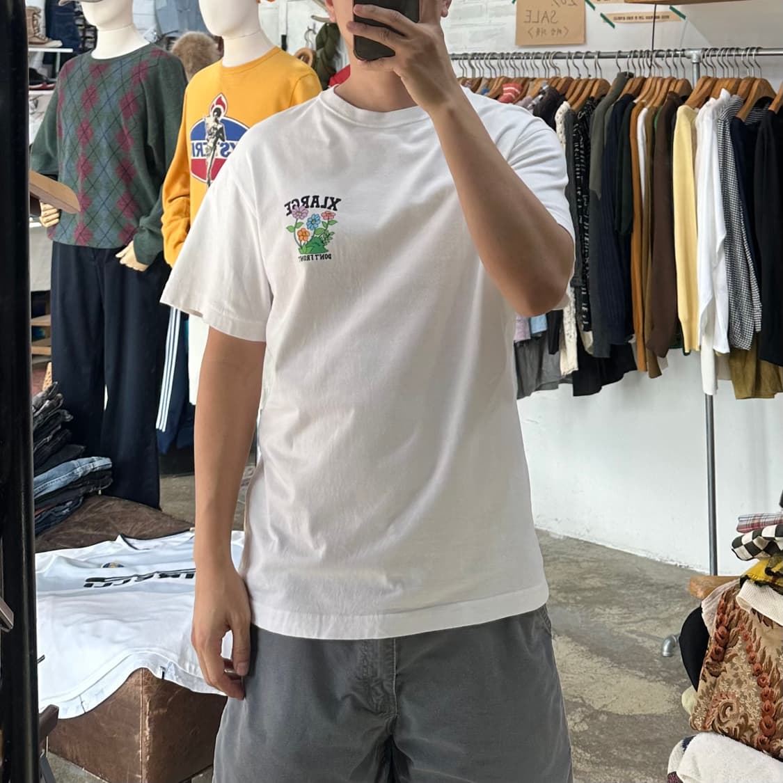 (착용컷) XLARGE 프린팅 반팔 티셔츠 (남성용 100) 상품이미지3