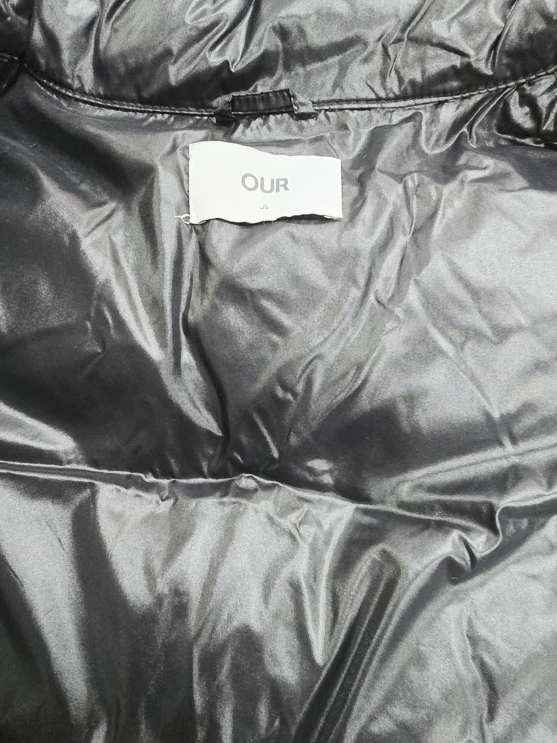 OUR 블랙 크롭 숏패딩 상품이미지8