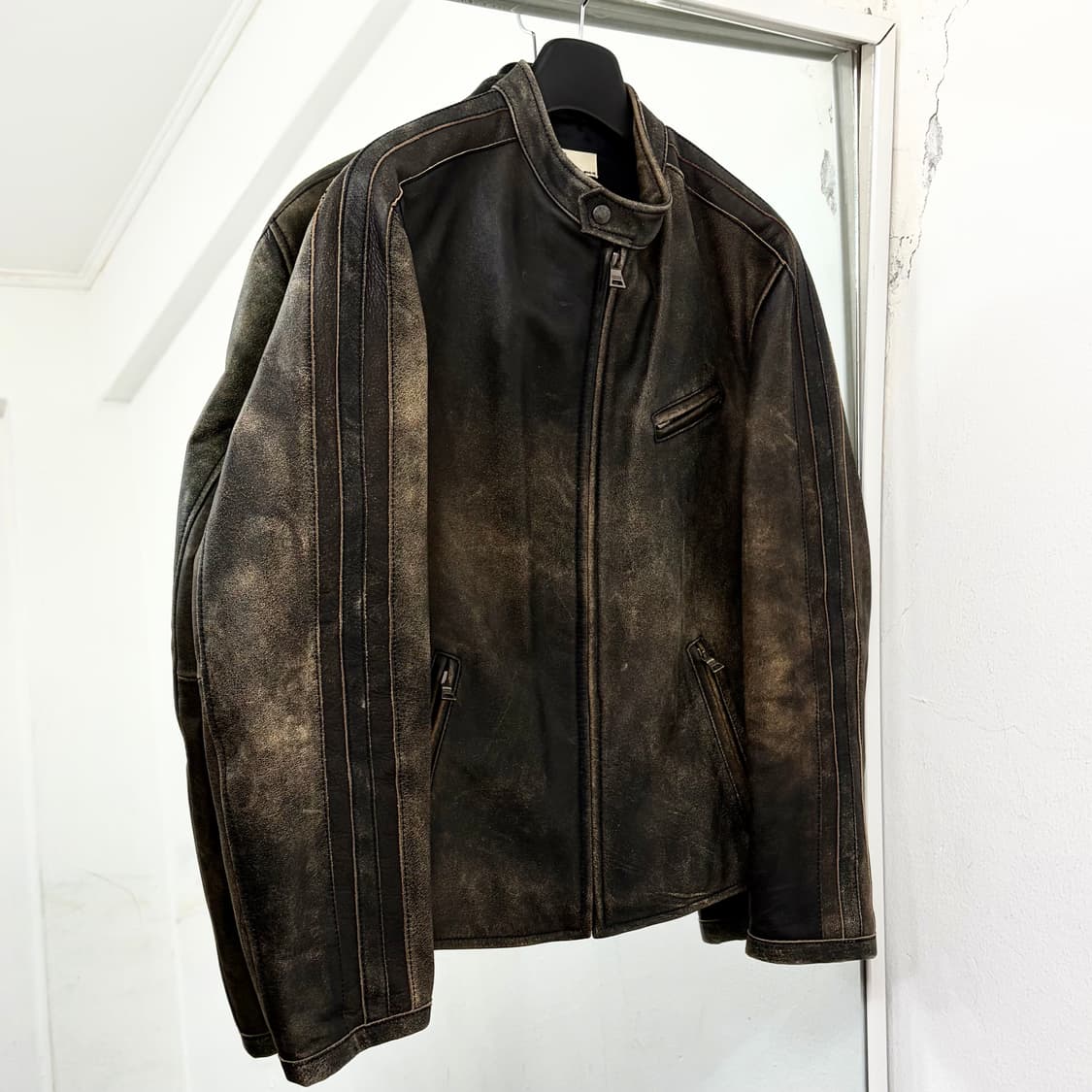 리바이스 워시드 카우하이드 라이더 자켓 상품이미지4