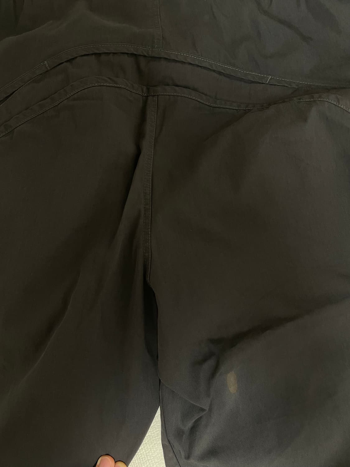 산산기어 테이프드 팬츠 차콜 3사이즈 상품이미지5