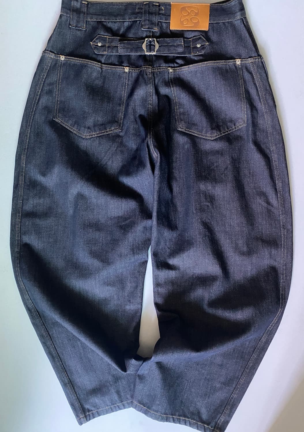 [9999xHeoYool] Technical Curved Denim Je 상품이미지4