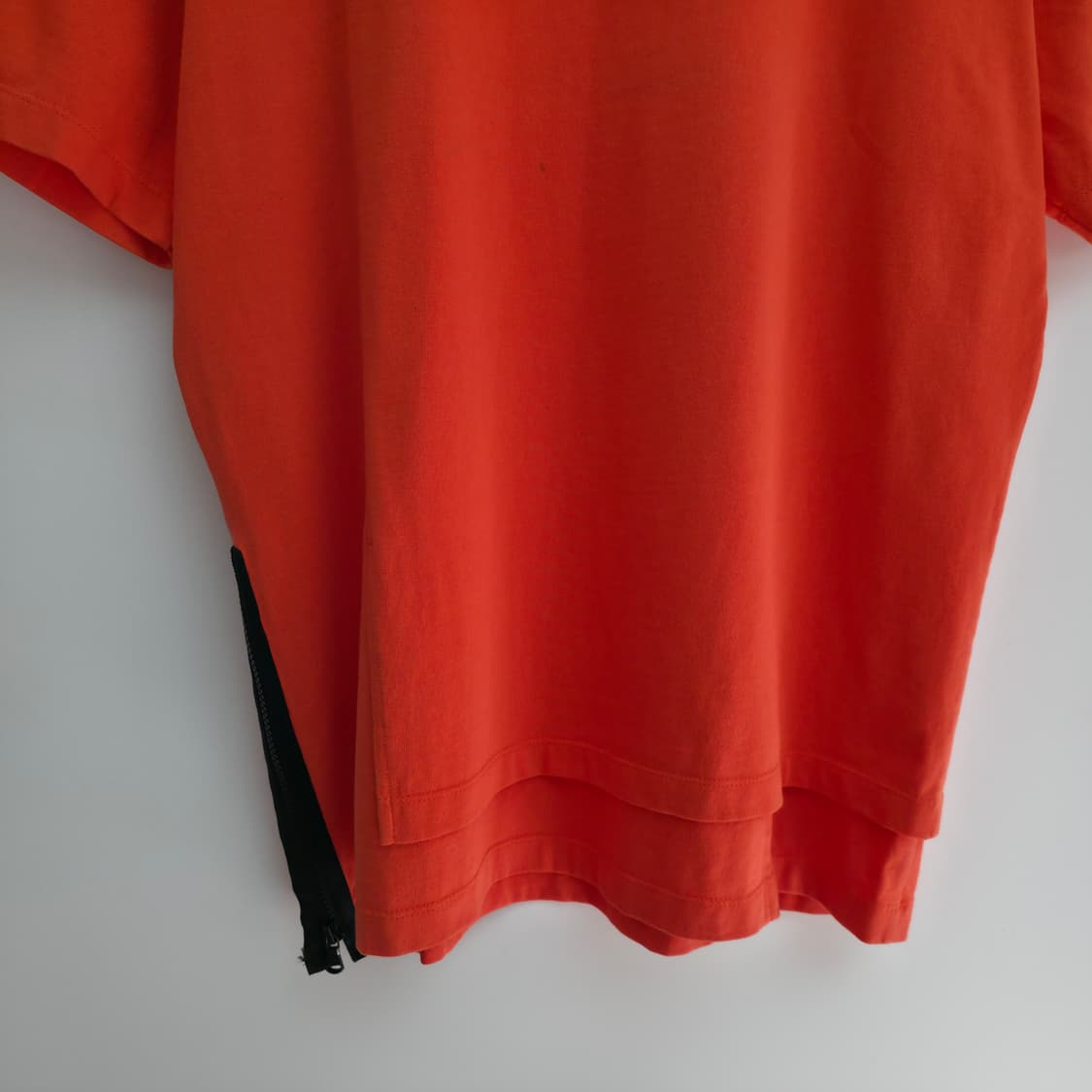 [XL] 솔리드옴므 오렌지 지퍼 반팔티 상품이미지3