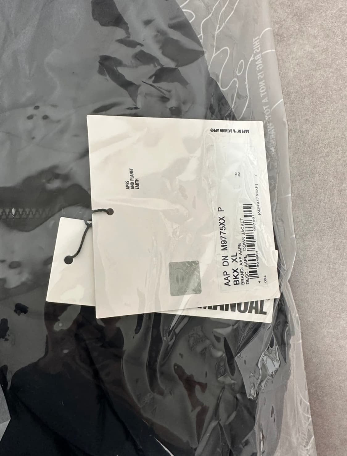 [XL] 노매뉴얼 X 에이프 문페이스 경량패딩 상품이미지4