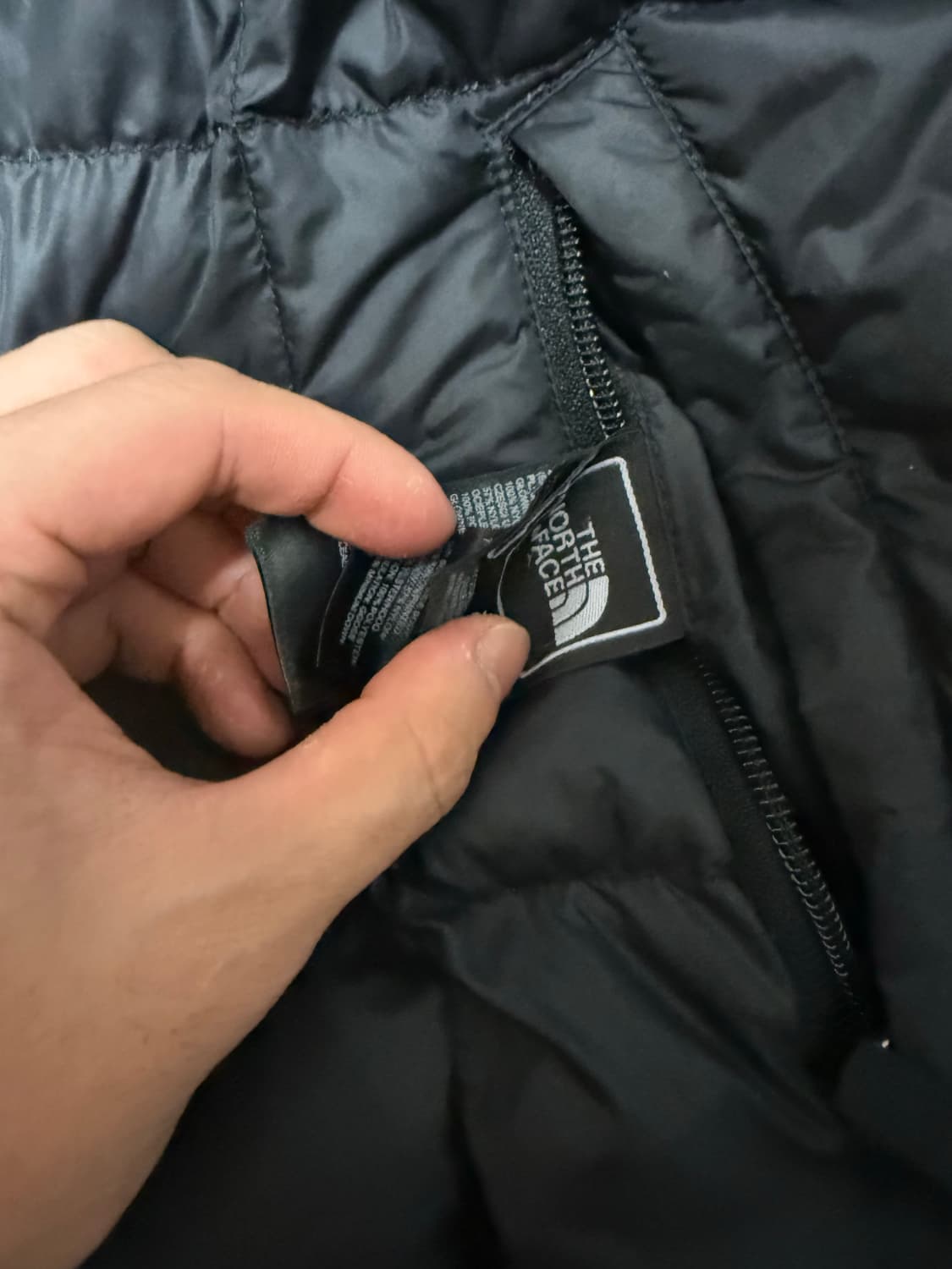 노스페이스 리버시블 550필 경량패딩 상품이미지4