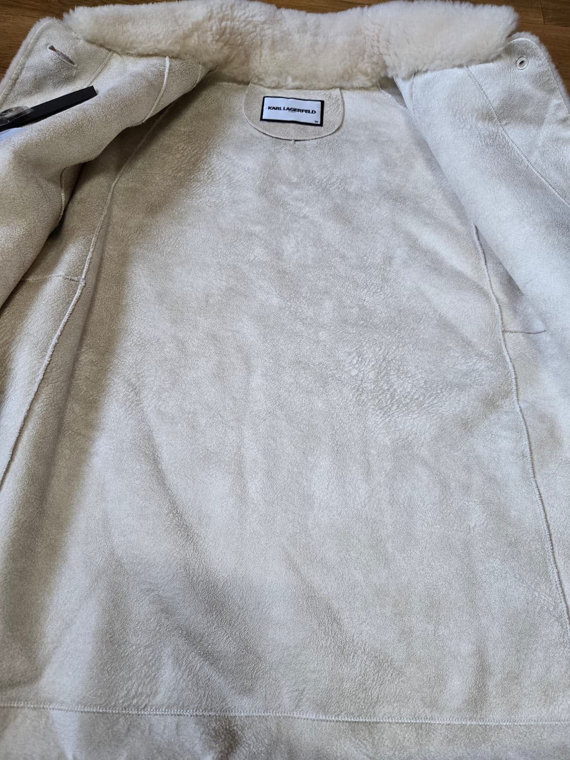 칼라거펠트 양모100%무스탕 코트(66사이즈) 상품이미지6