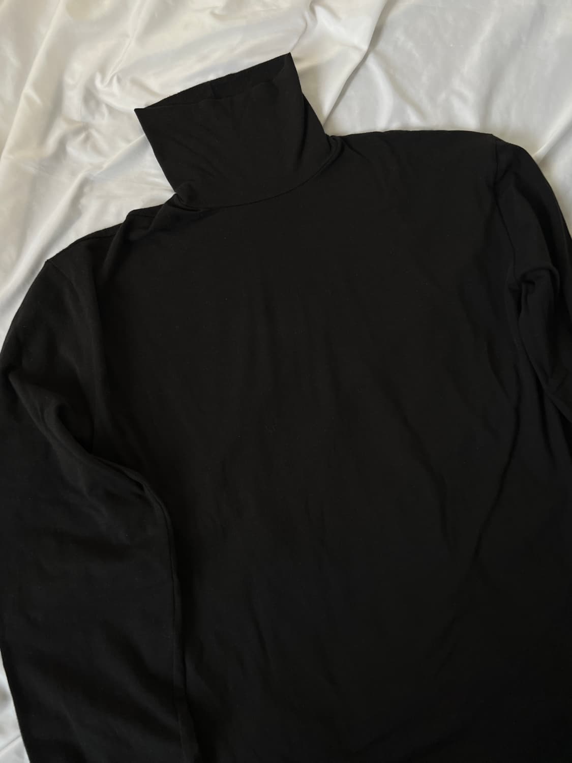 알렌느 모달 하이넥 상품이미지3