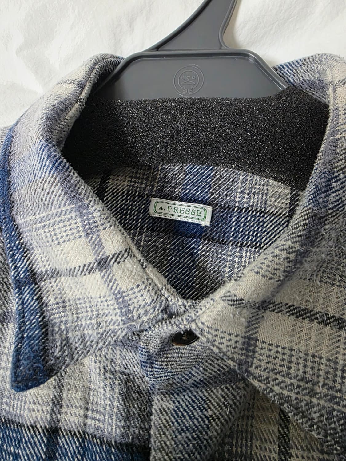 [1] 26ss 아프레쎄 빈티지 실크냅 체크셔츠(네이비) 상품이미지5