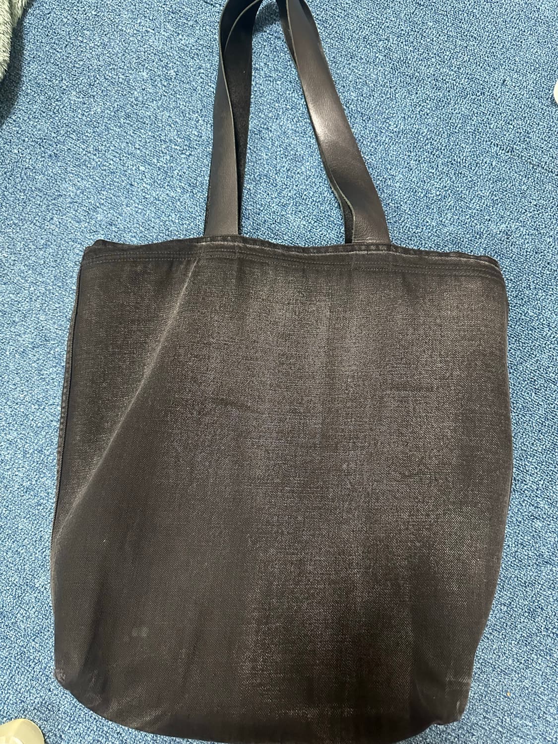 Y project 올블랙 데님 토트백 상품이미지3