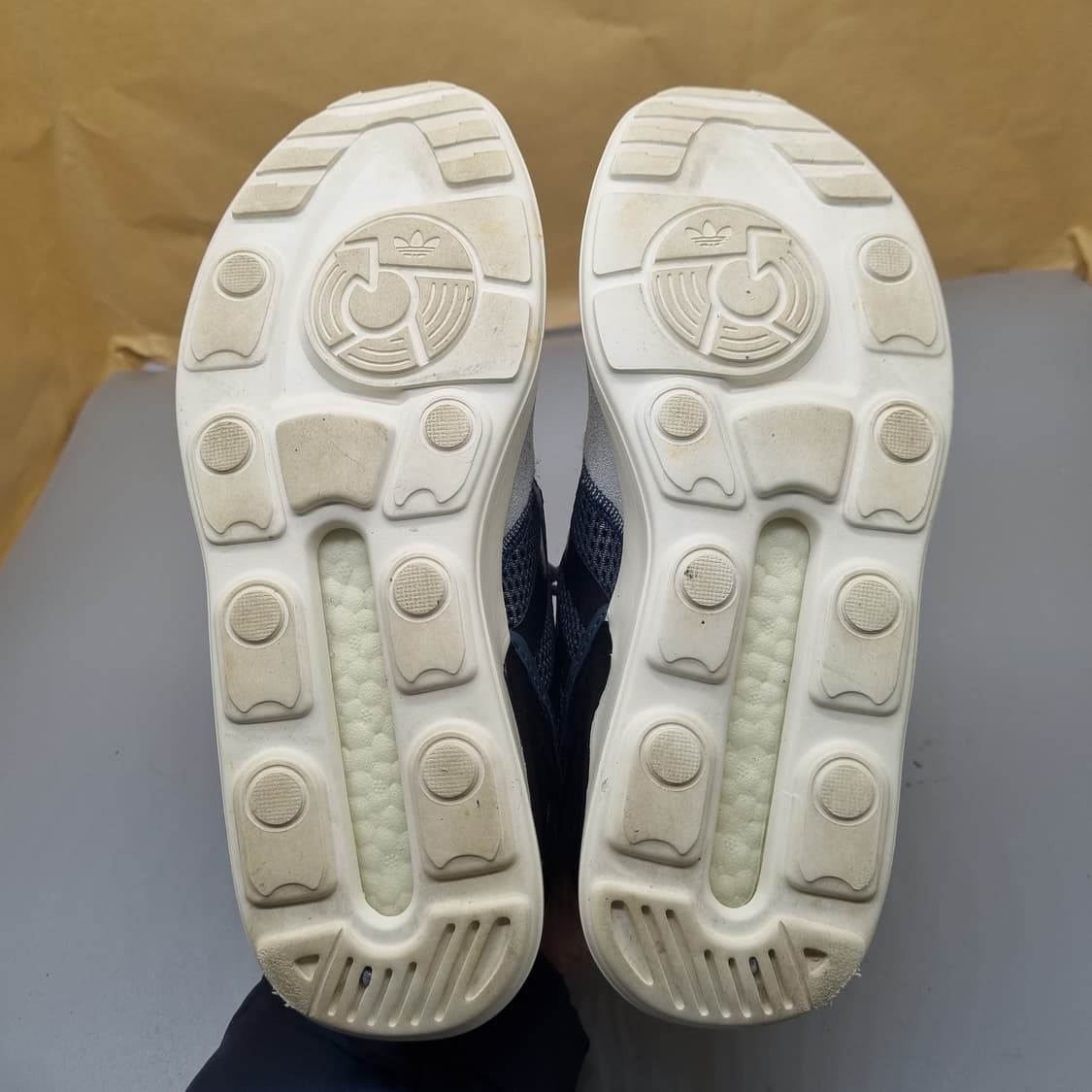 아디다스 ZX8000 부스트 여성운동화235  상품이미지3