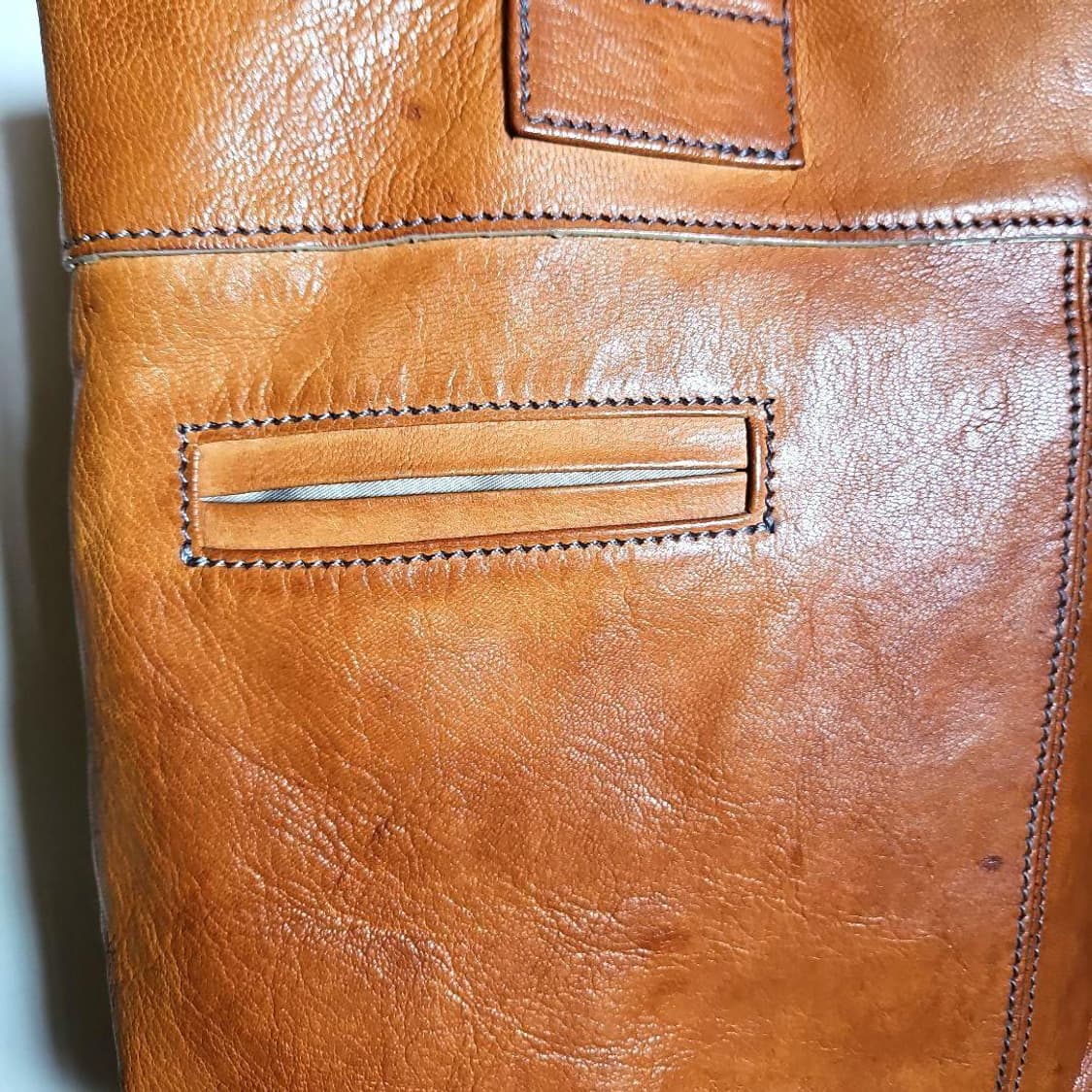 마가렛 호웰 아이디어 염소가죽 투웨이 헬맷백 상품이미지4