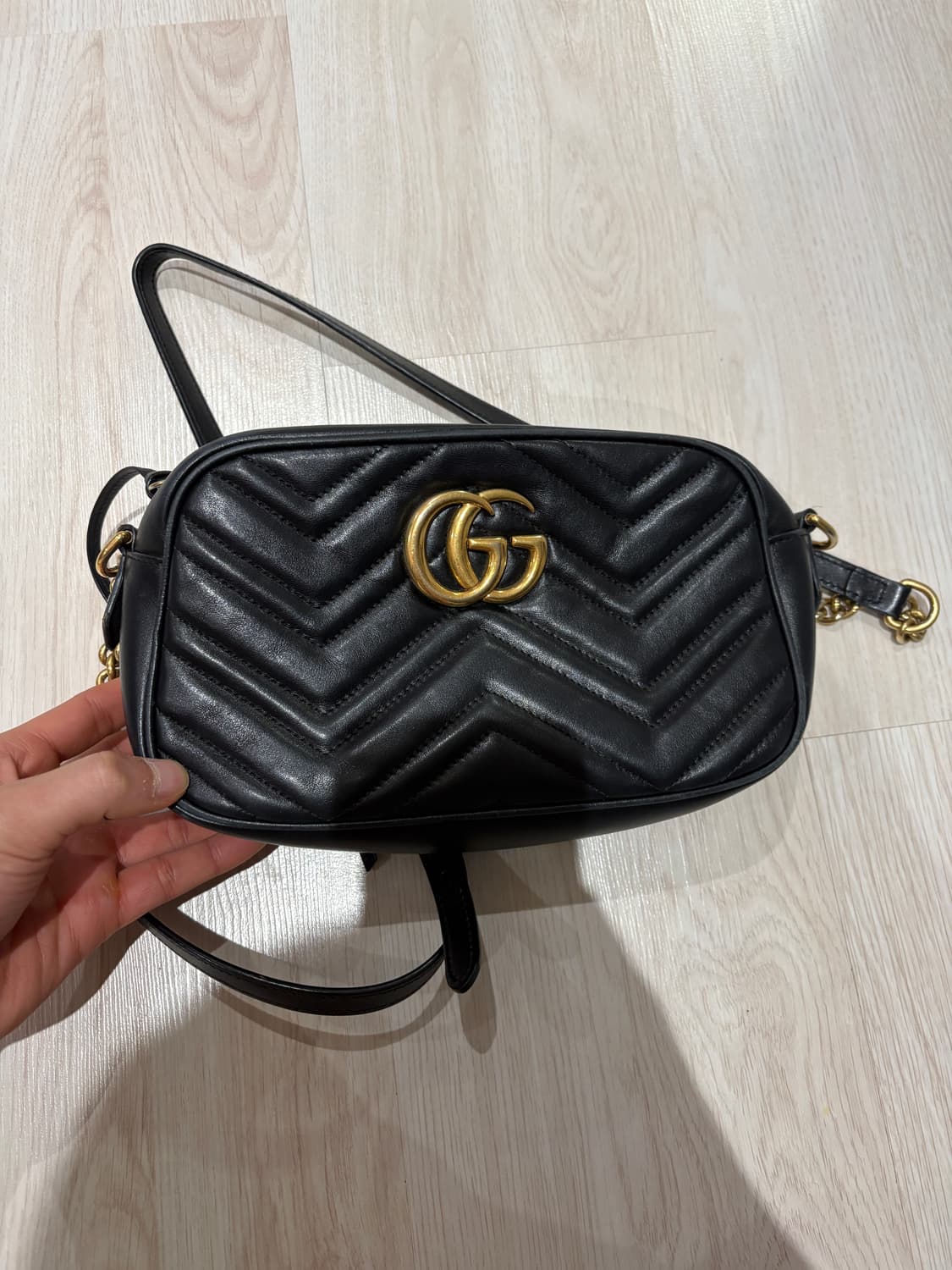 구찌 GG 마몽 마틀라세 미니백 상품이미지1