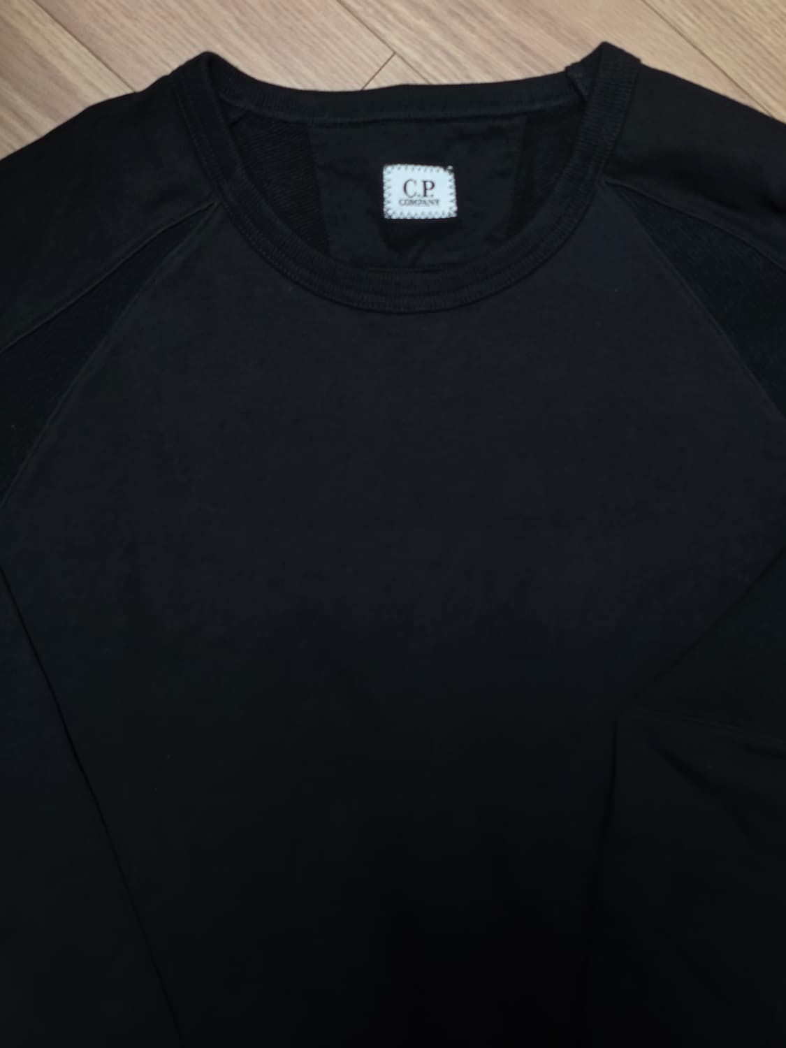 XL) C.P. 컴퍼니 블랙 맨투맨 티셔츠 상품이미지2