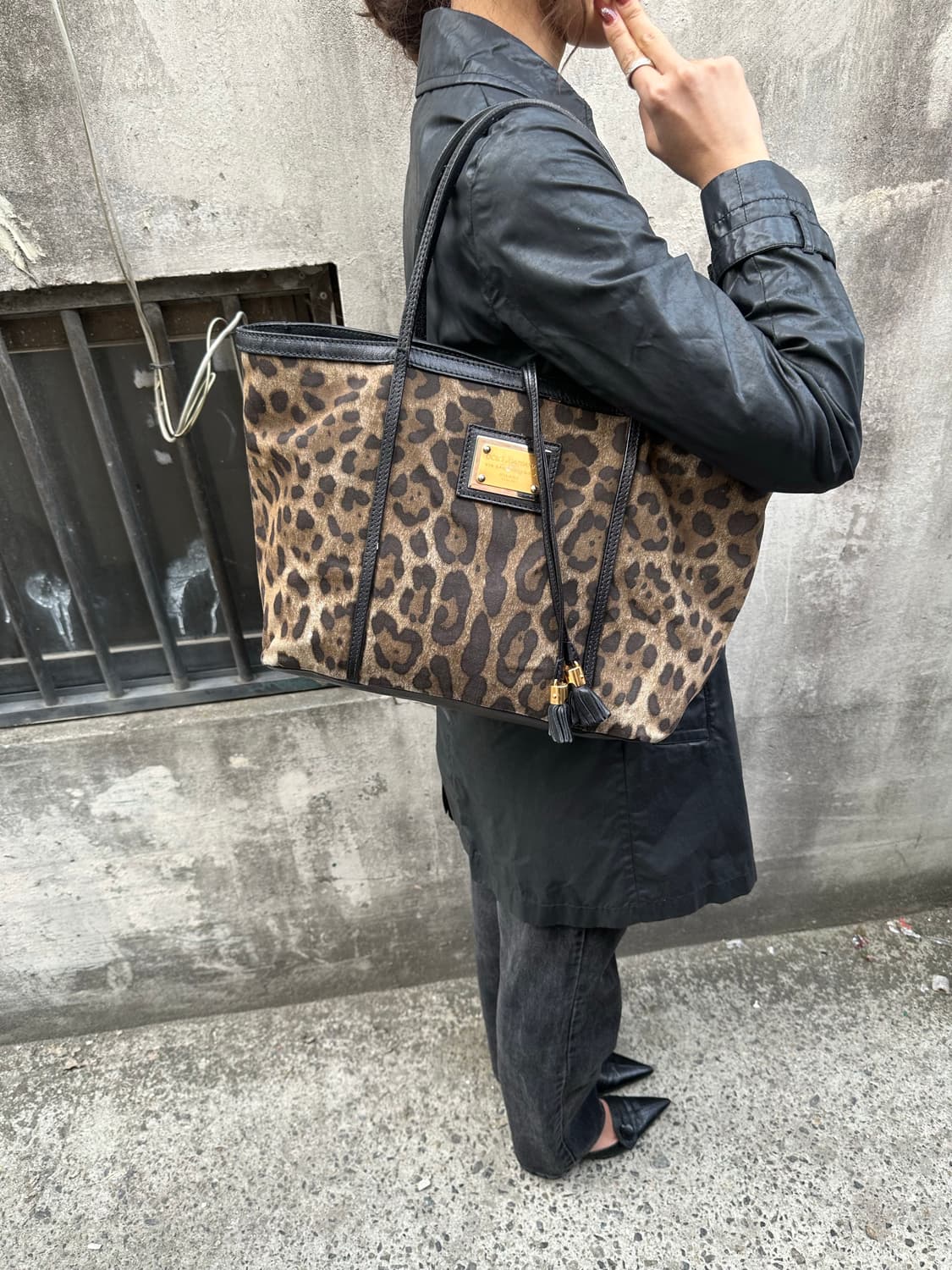 돌체앤가바나 레오파드 숄더백 상품이미지2