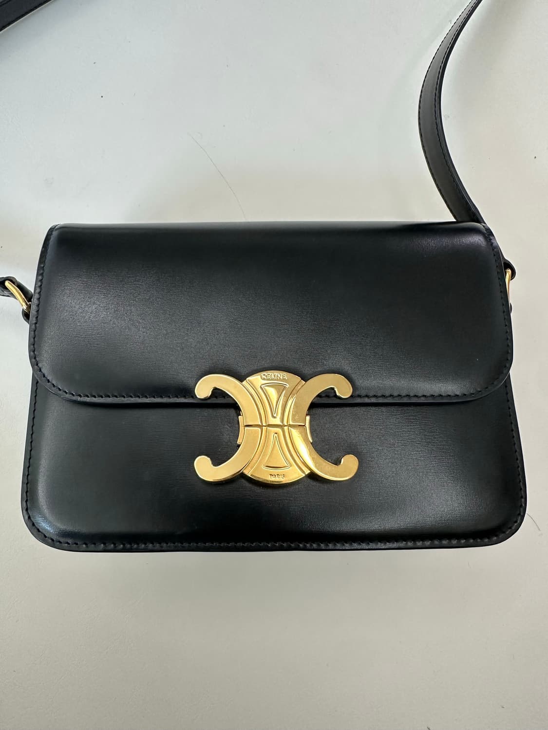 [os] 셀린느 틴 트리옹프 샤이니 카프스킨 상품이미지2