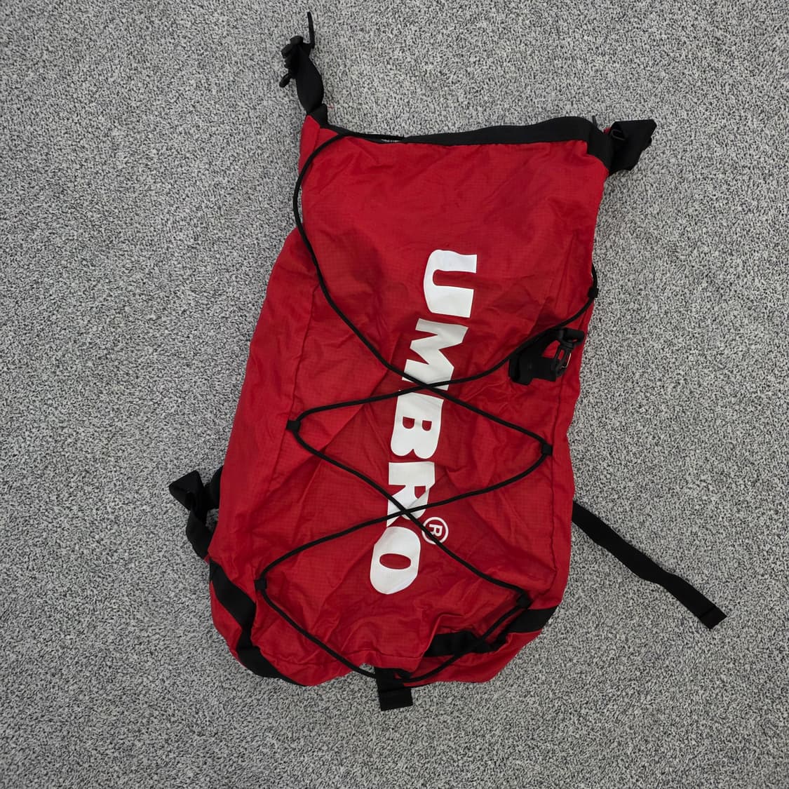 [F] 엄브로 드라이 백팩 러닝 슬링백 0121J 상품이미지1