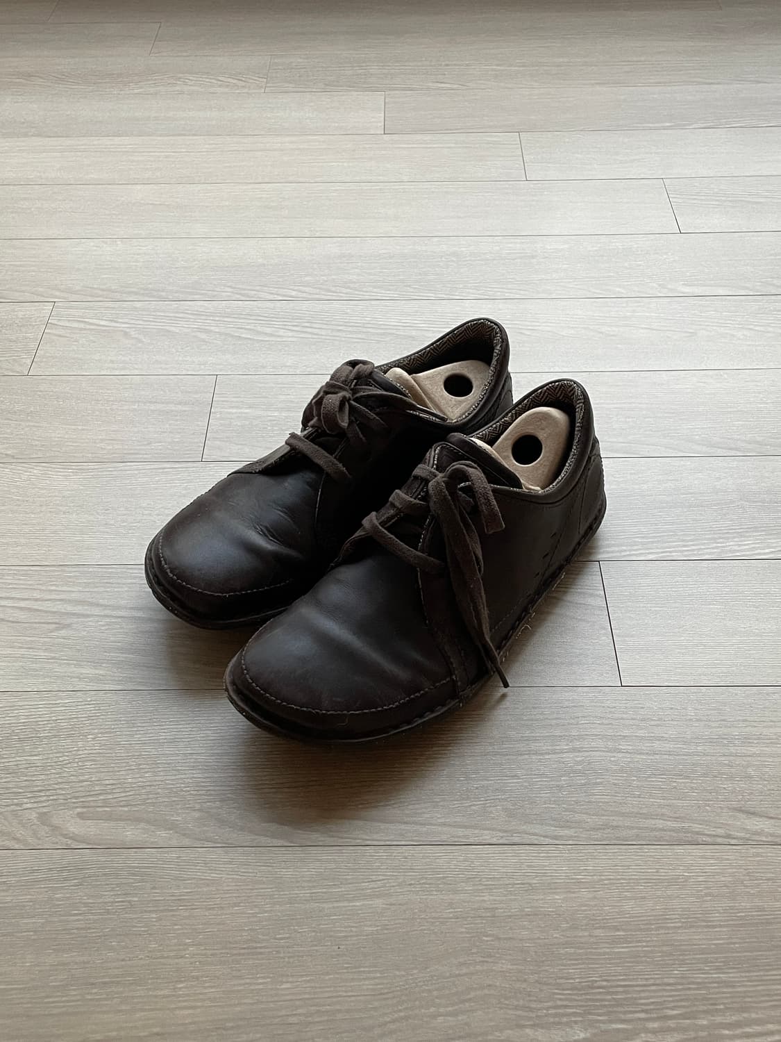 파타고니아 loulu 룰루 레더 슈즈 벨벳 브라운 상품이미지1