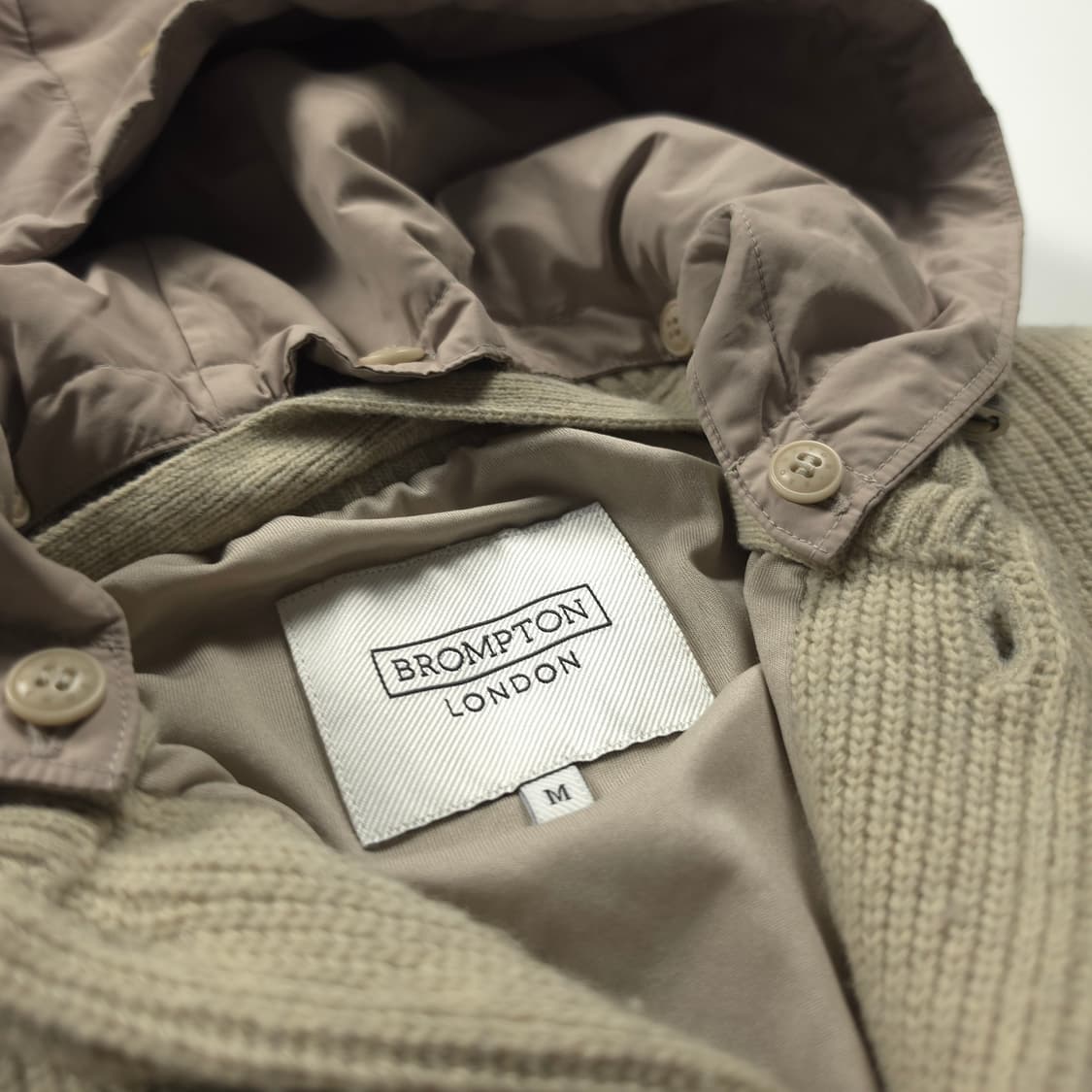 브롬톤런던 미니멀 후디 니트 자켓 베이지 (M) 상품이미지7