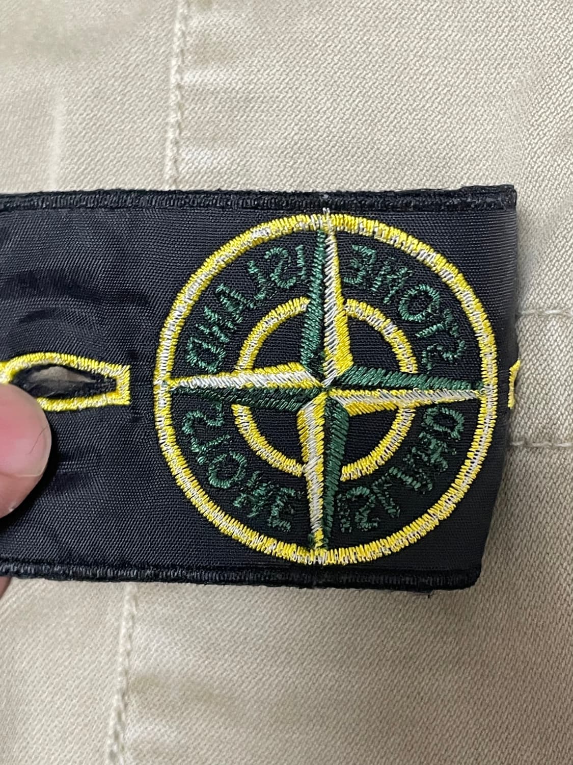 [ 30 ] 22fw 스톤아일랜드 와펜패치 카고팬츠 밴딩 베이지 상품이미지5