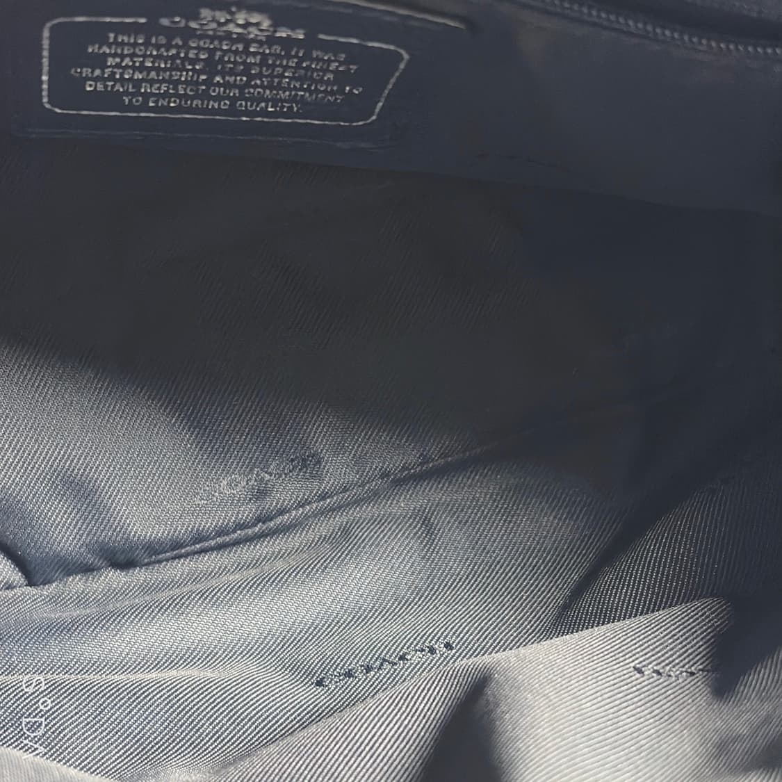 코치 플라워 장식 크로스백 네이비 상품이미지9