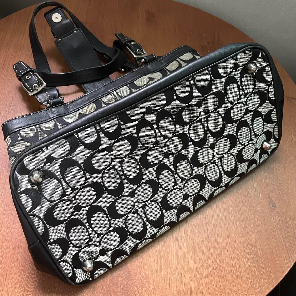 vtg coach leather buckle bag 상품이미지3