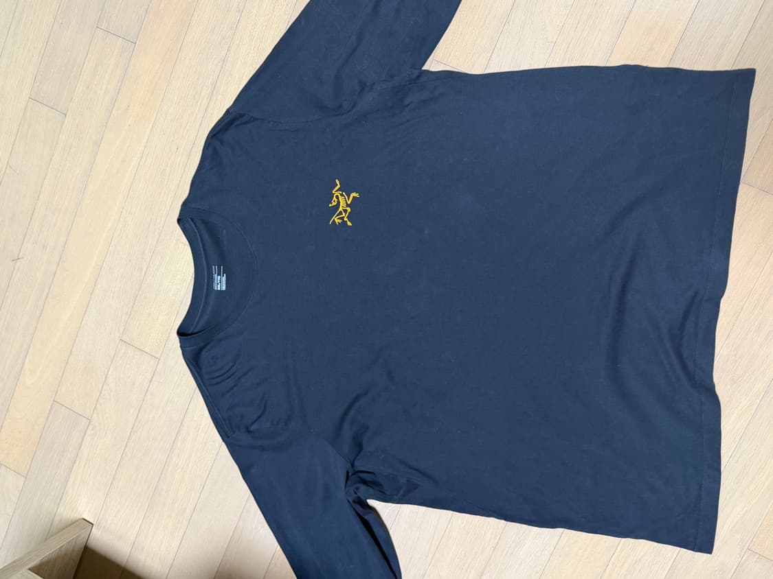 아크테릭스 아크멀티 버드 로고 블랙 롱슬리브 상품이미지2