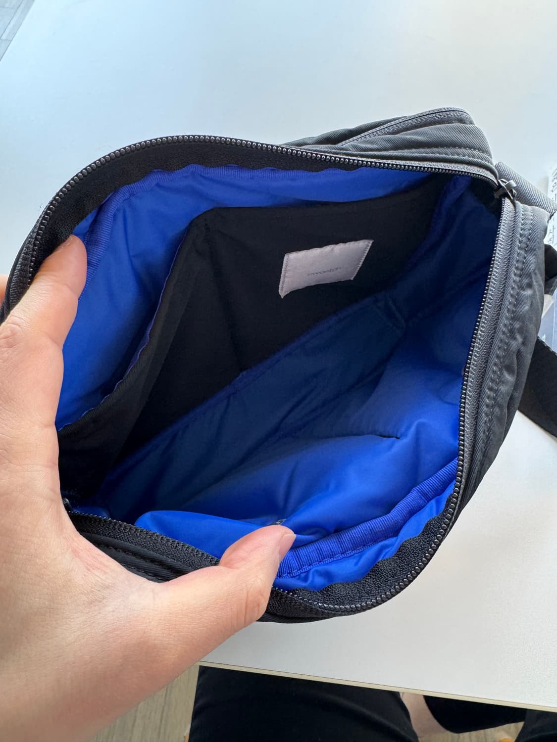 스위치 시티보이즈 004 크로스백 블랙 상품이미지5