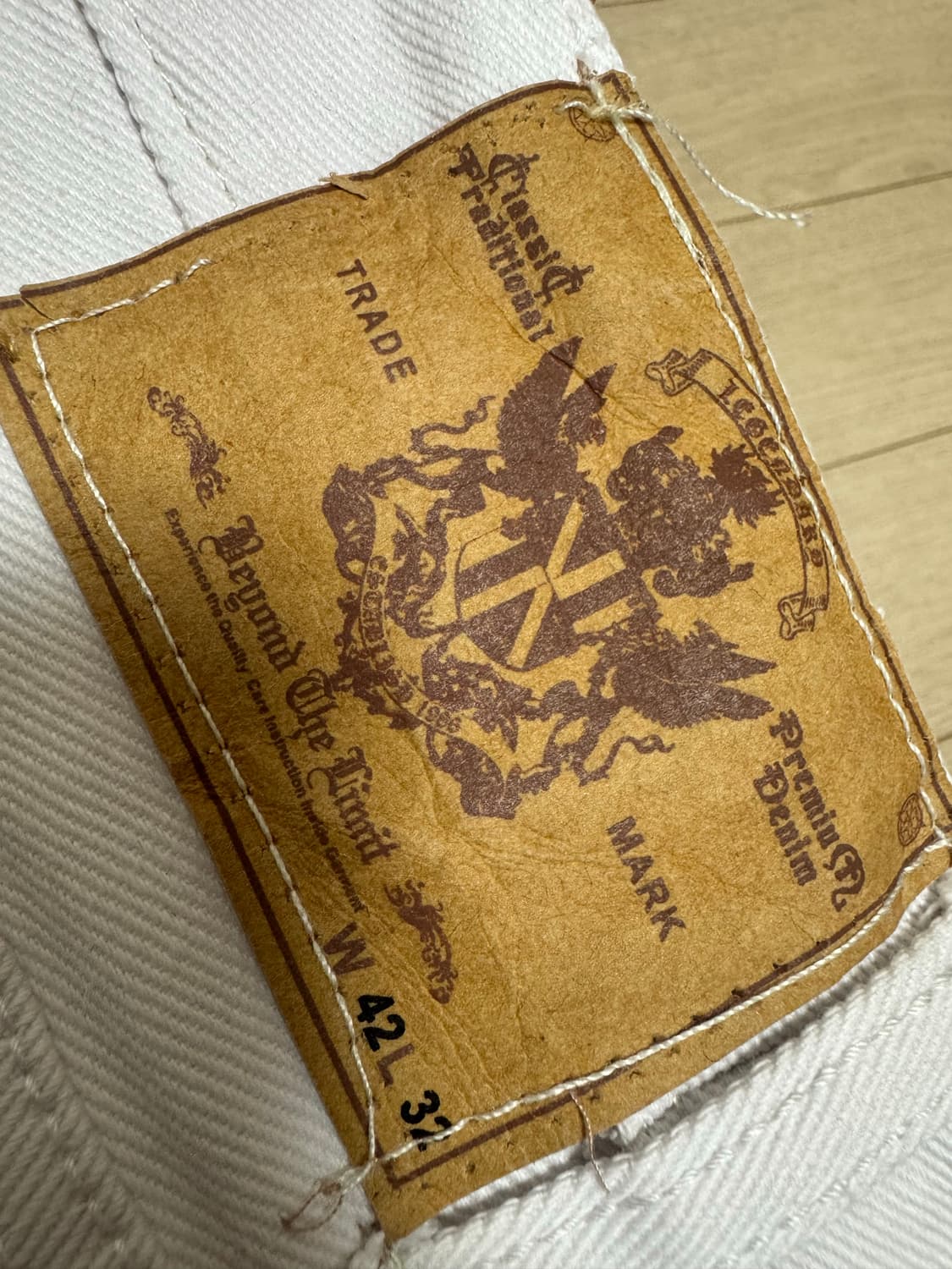 Beyond the limit 화이트데님팬츠 포 상품이미지3