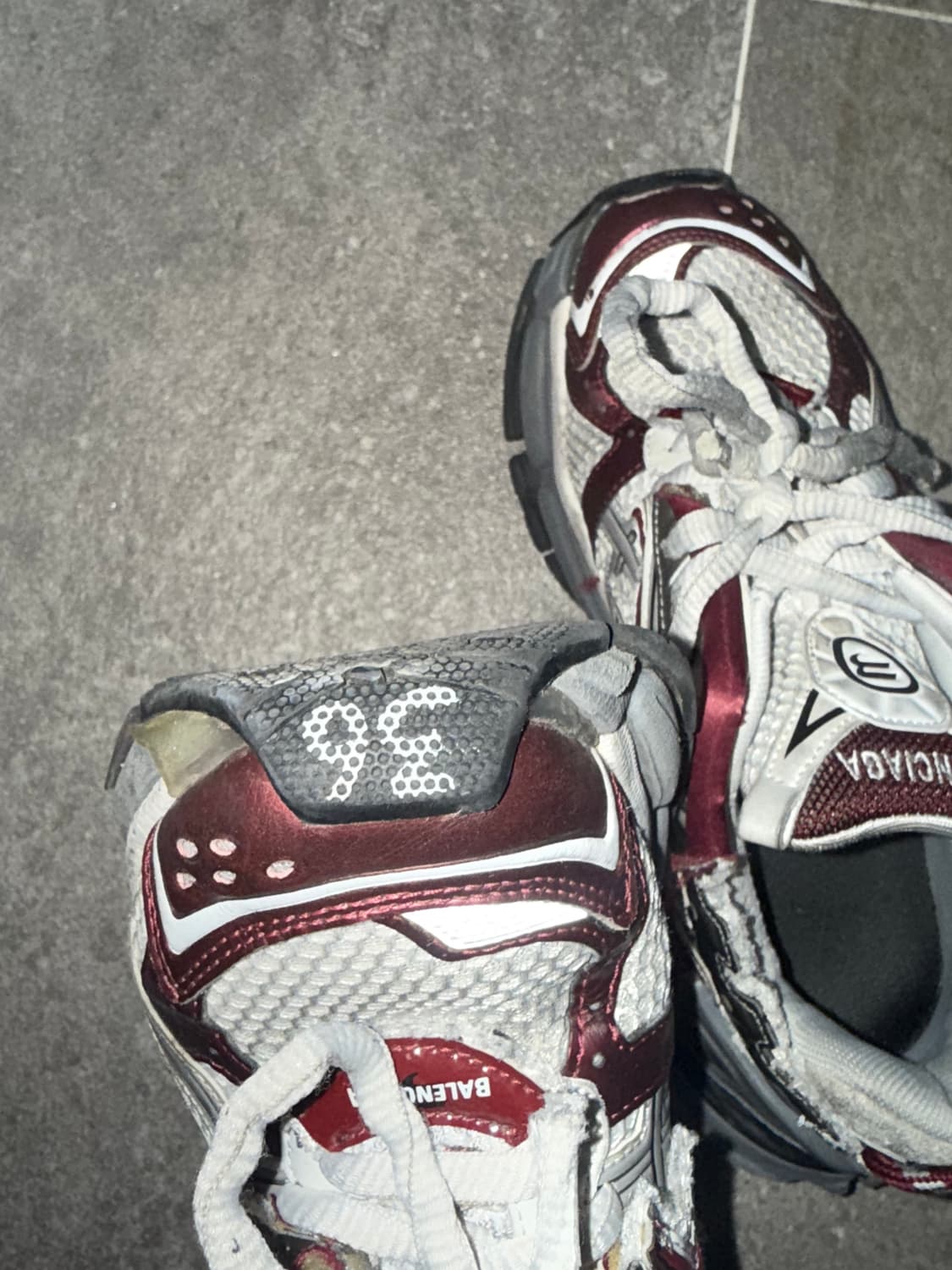 (36)발렌시아가 뉴러너 버건디 상품이미지2