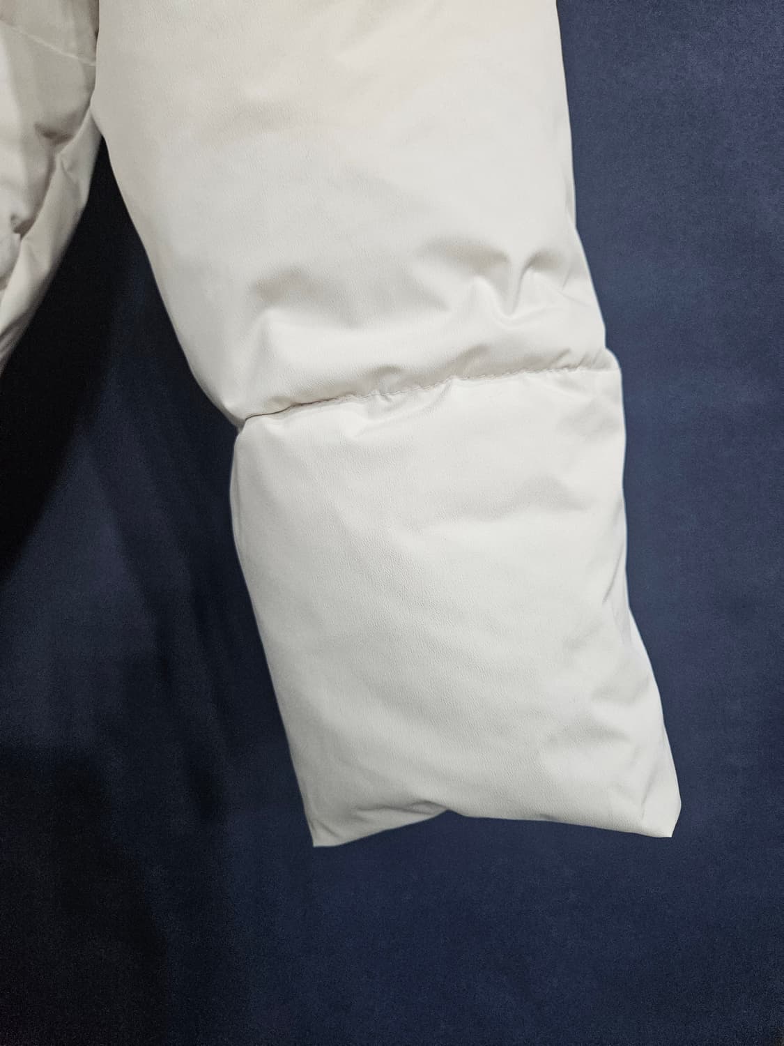 지프 아이보리컬러 남성 95~100 덕다운 패딩  상품이미지5