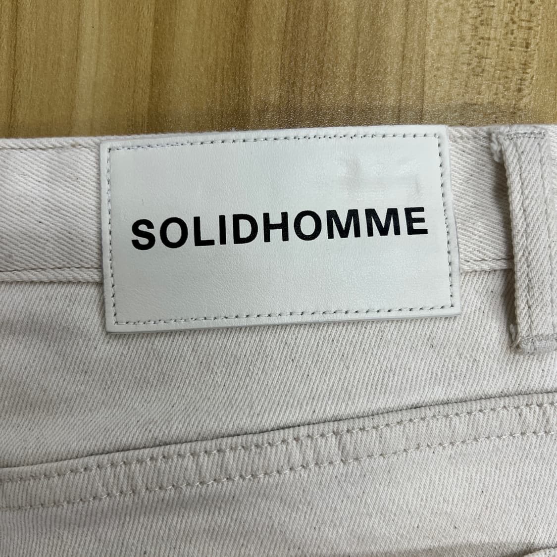 솔리드옴므 크림 테이퍼드 컷 데님 팬츠 32 상품이미지7