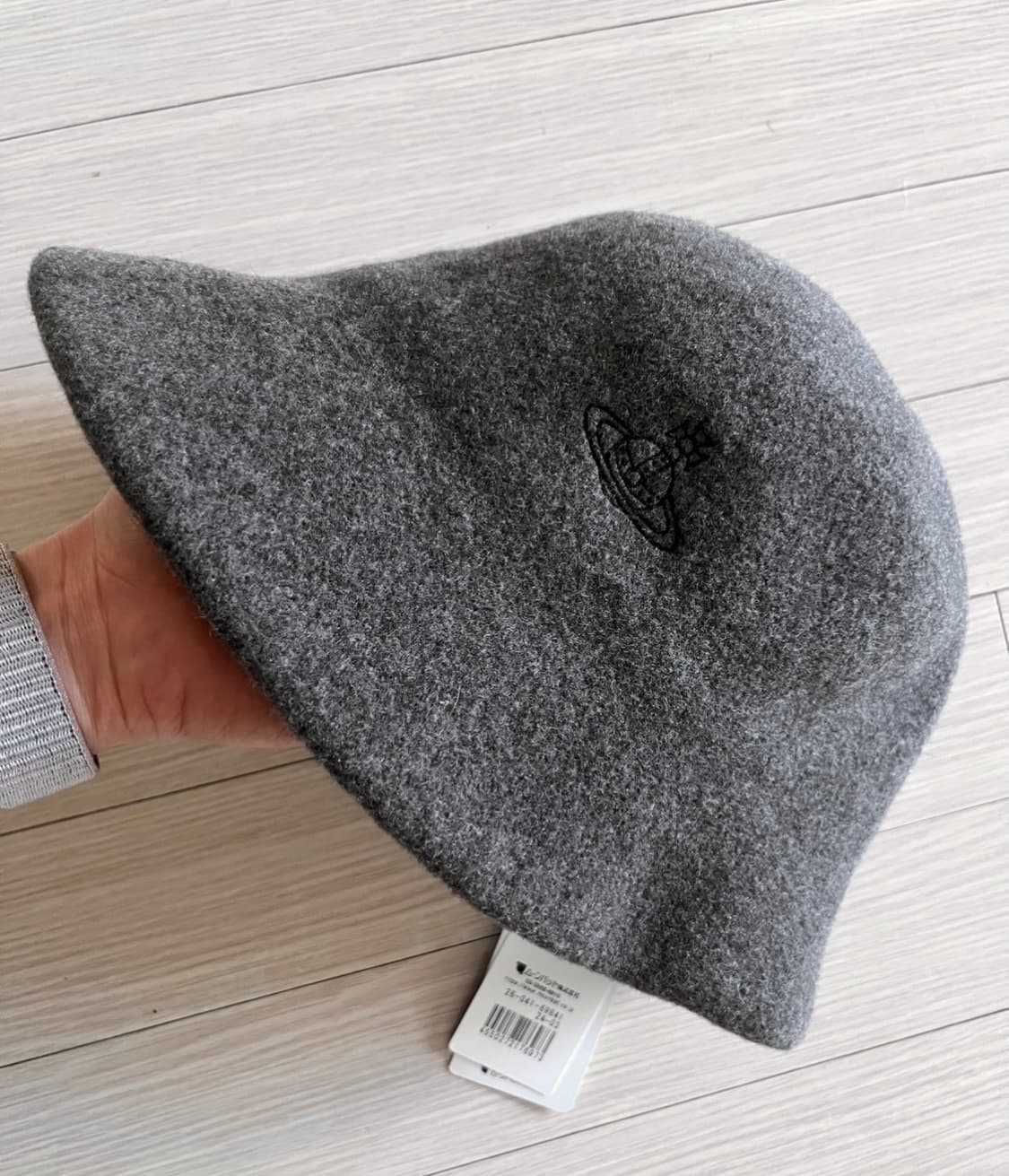 텍달린 새상품 비비안웨스트우드 울 버킷햇 모자 (엄청가벼움 연예인모자 상품이미지4