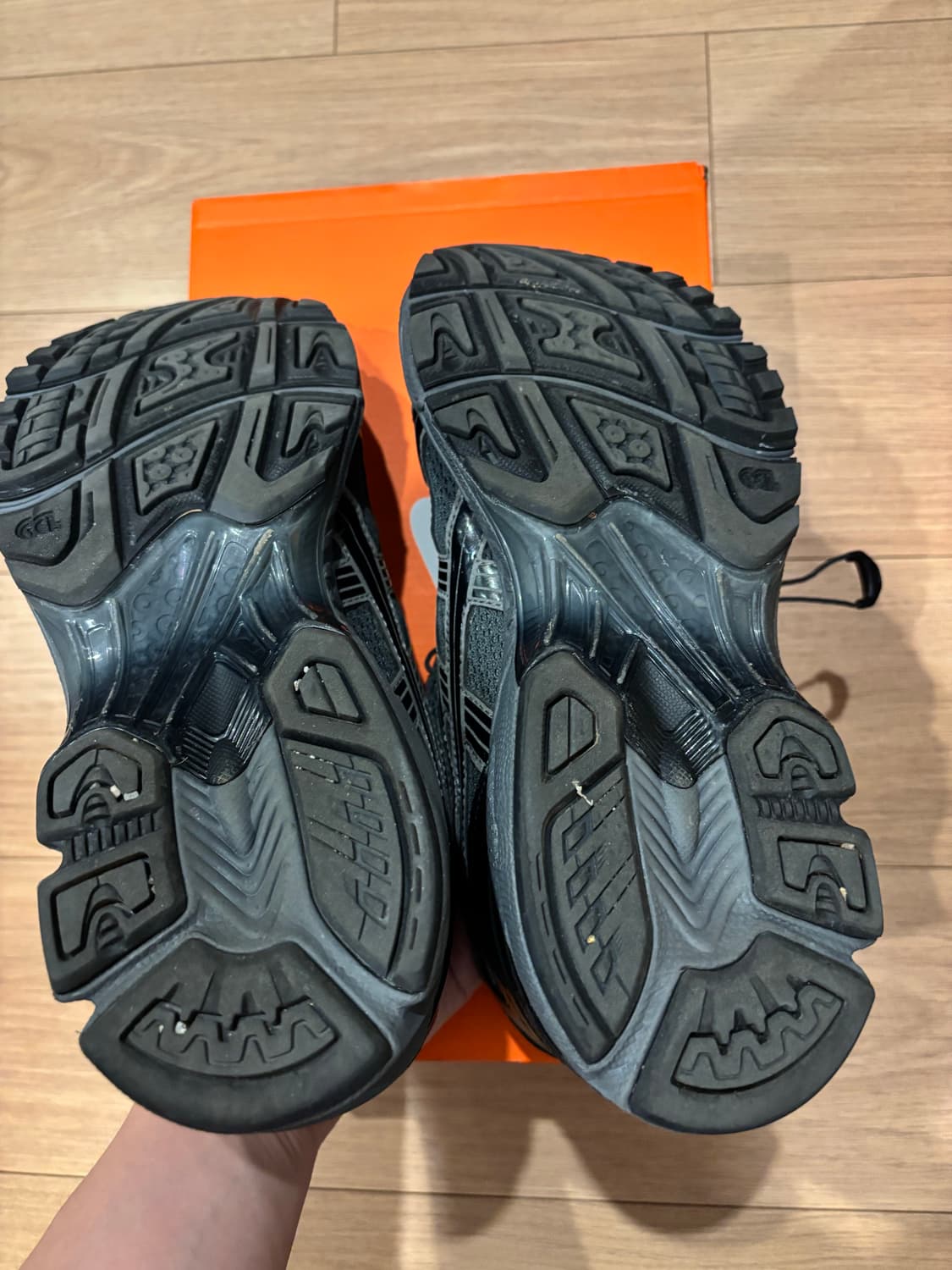 아식스 언어펙티드 젤카야노 14 실버문 270 상품이미지3