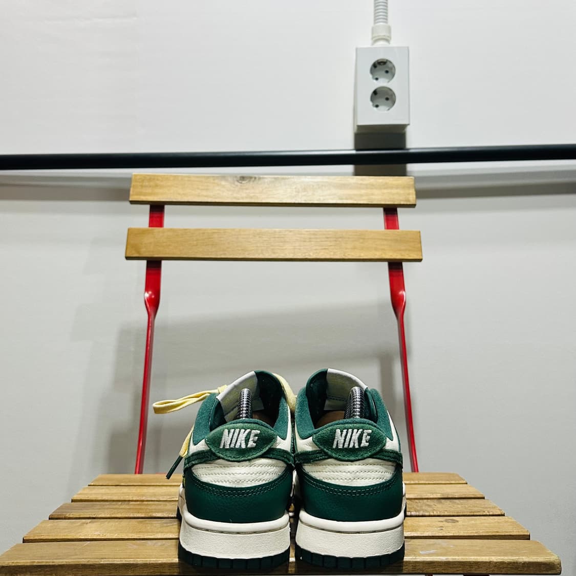 250) 나이키 운동화 남녀공용 신발 덩크 로우 SE 옵티 노블 그린 상품이미지4