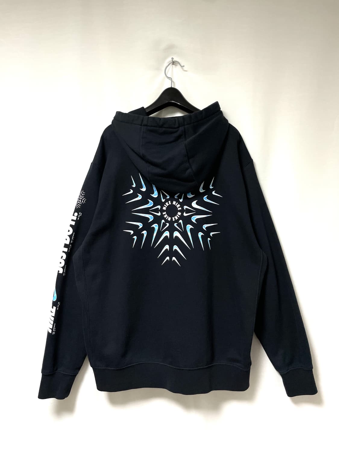 나이키 눈꽃 스우시 블랙 기모 후드티 _ 2XL 상품이미지1