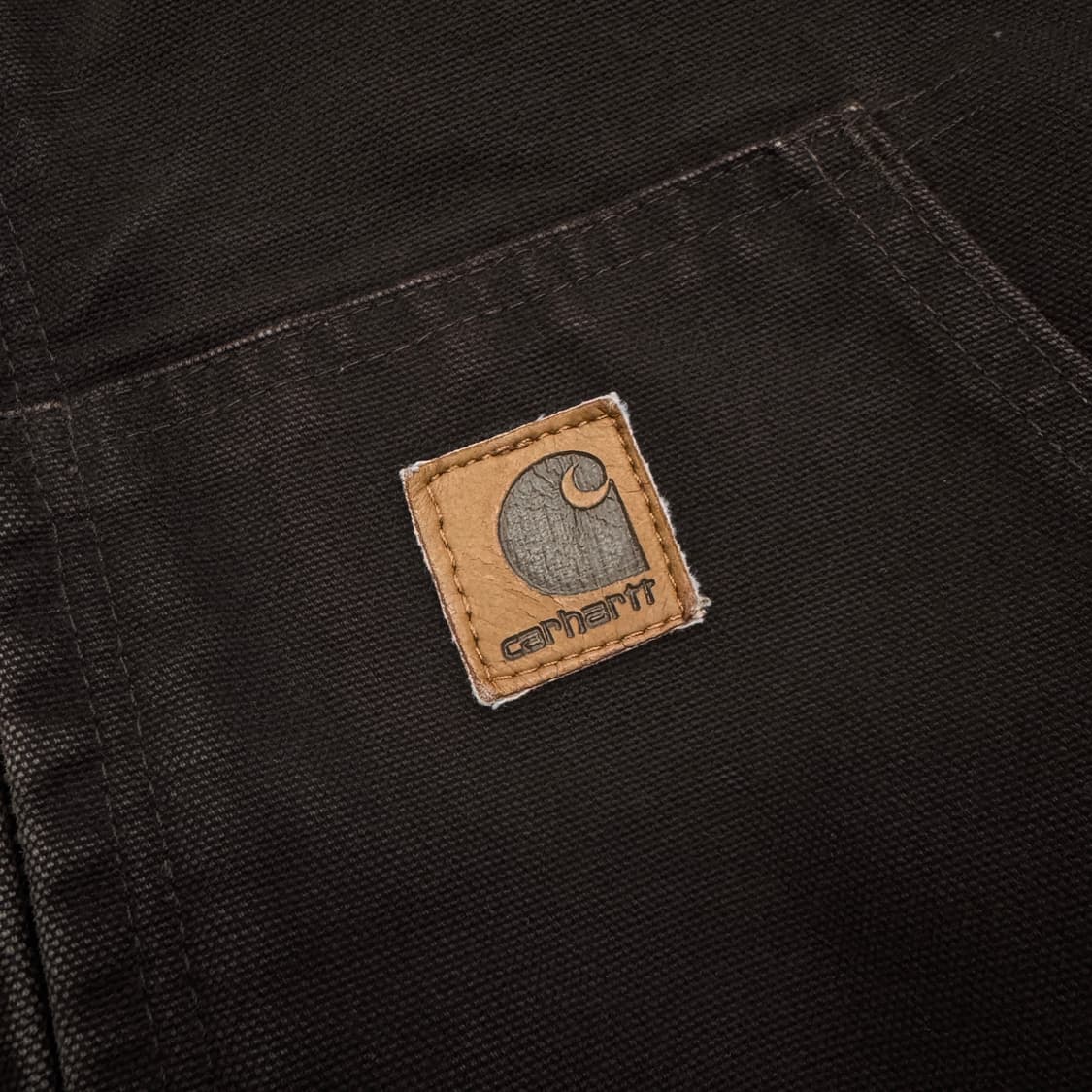 칼하트 OG J130 DKB 가죽패치 다크브라운 덕액티브 후드 워크자켓 상품이미지4