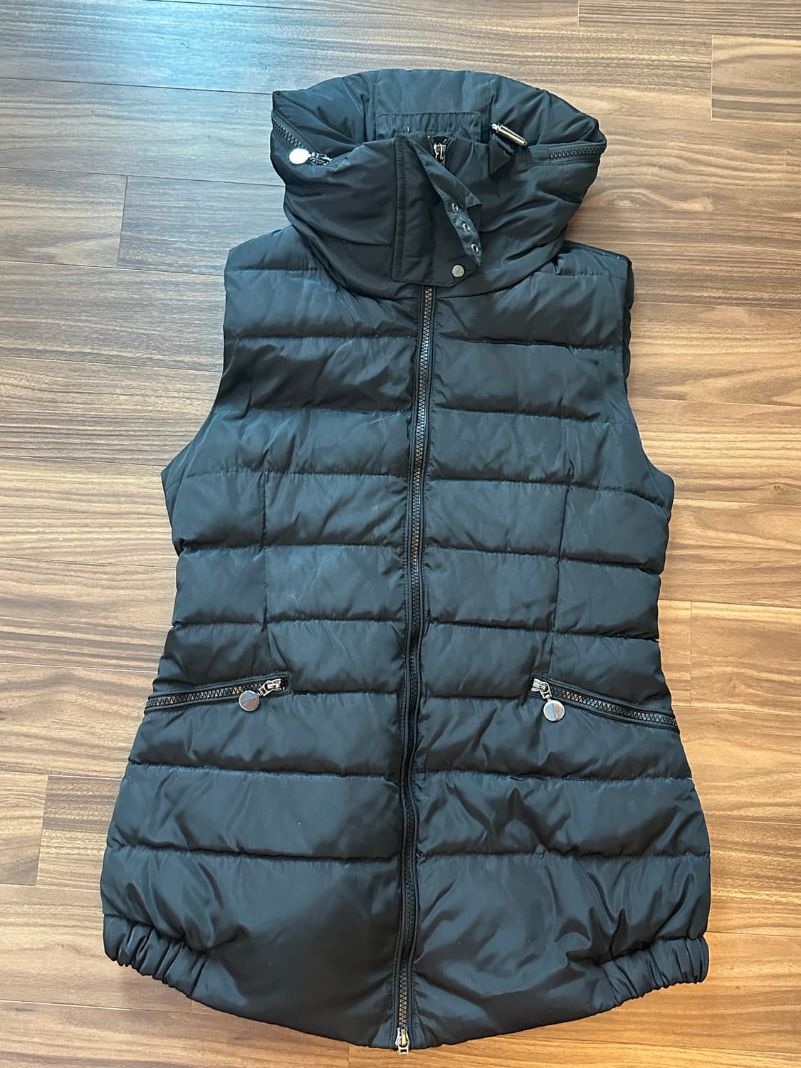 몽클레어 여성 패딩 조끼 블랙 상품이미지2