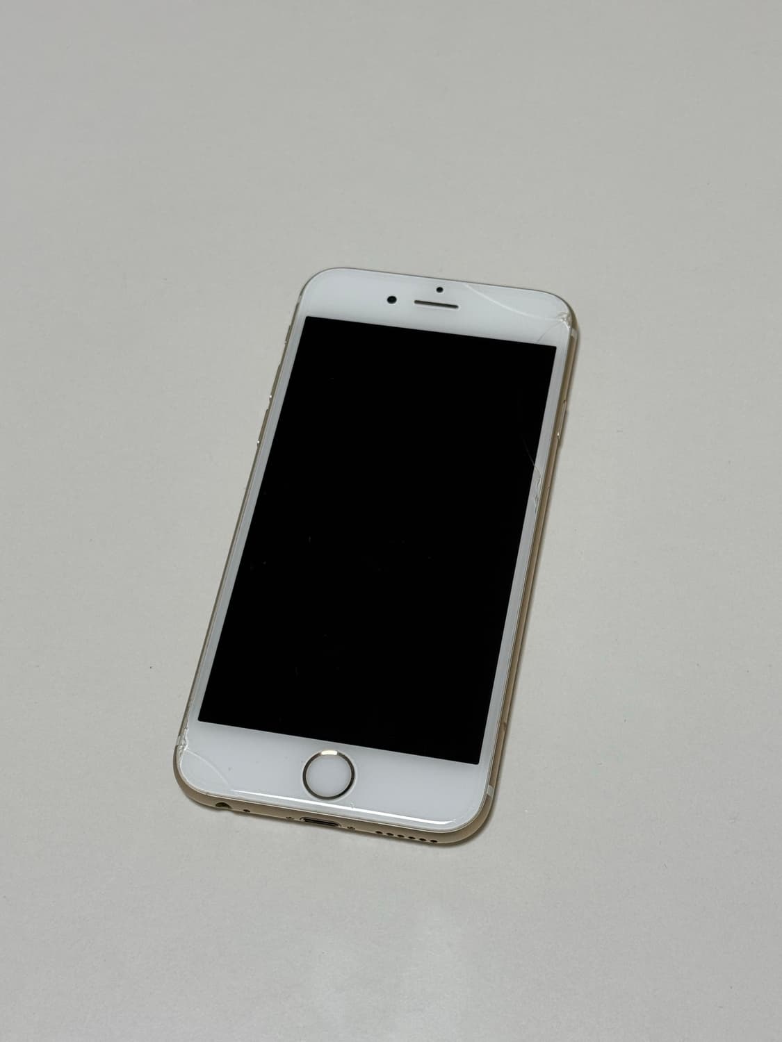 아이폰6s 골드 64GB 상품이미지2