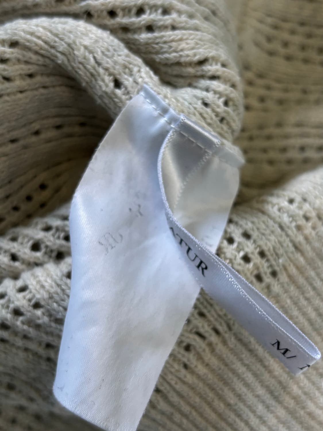 Satur 새터 크로쉐 니트 상품이미지5