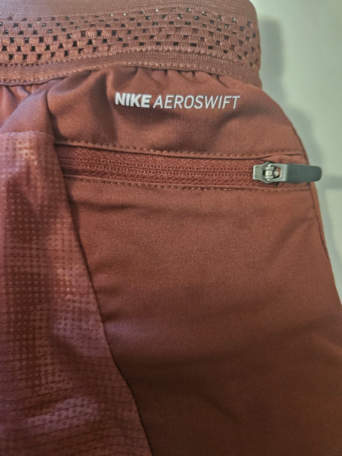 [해외M]나이키 에어로스위프트 하이브리드 2in1 러닝 쇼츠 버건디자주색 상품이미지9